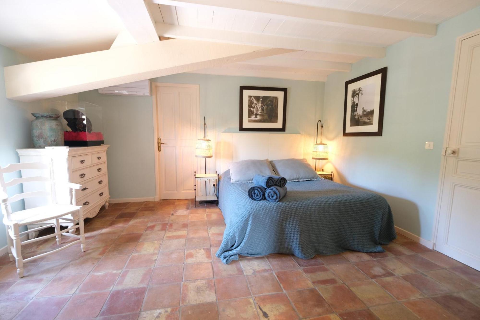 Typical Provencal Farm House Close To L'Isle Sur La Sorgue - 12 Persons Cavaillon Exterior foto