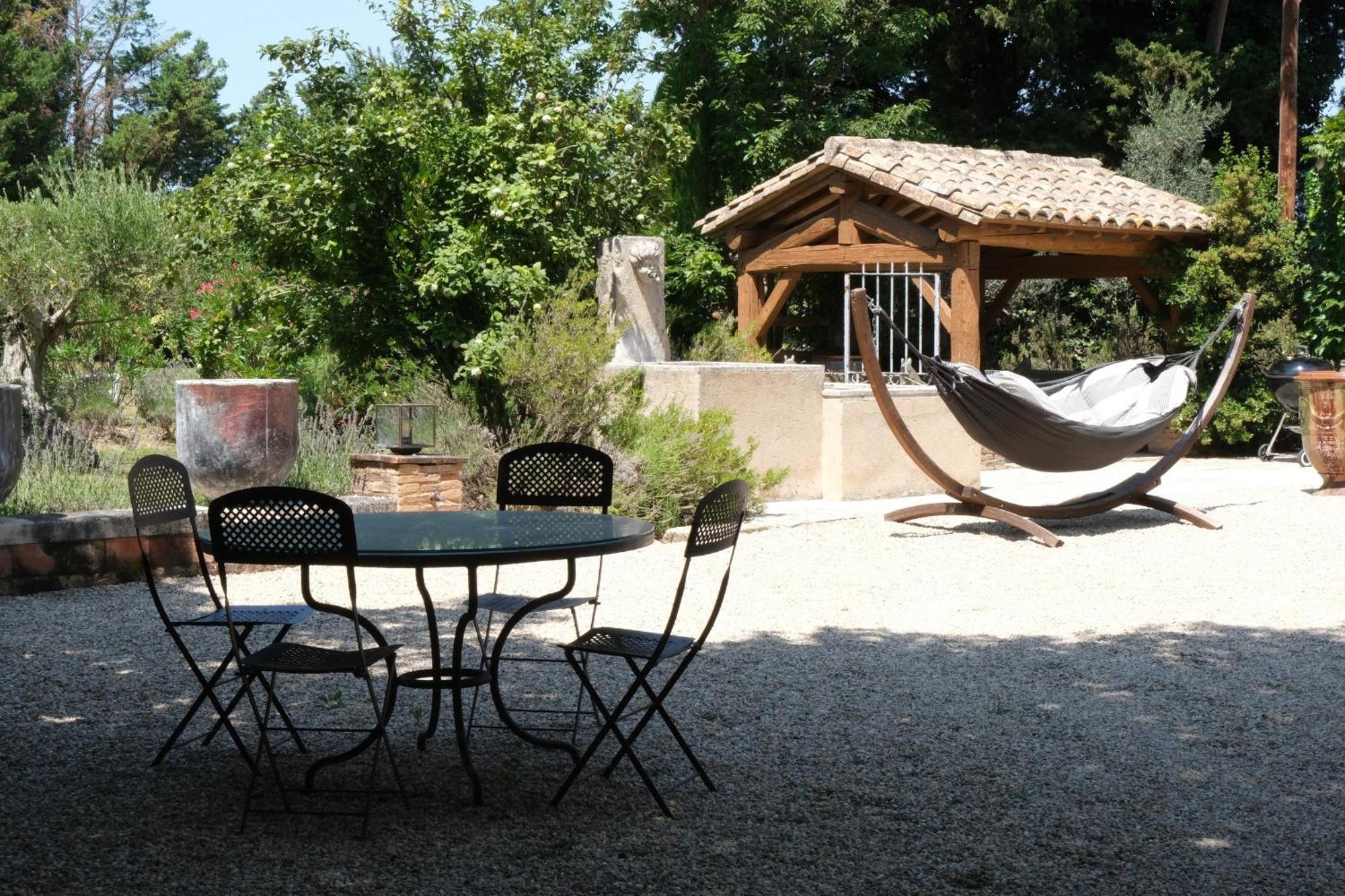 Typical Provencal Farm House Close To L'Isle Sur La Sorgue - 12 Persons Cavaillon Exterior foto