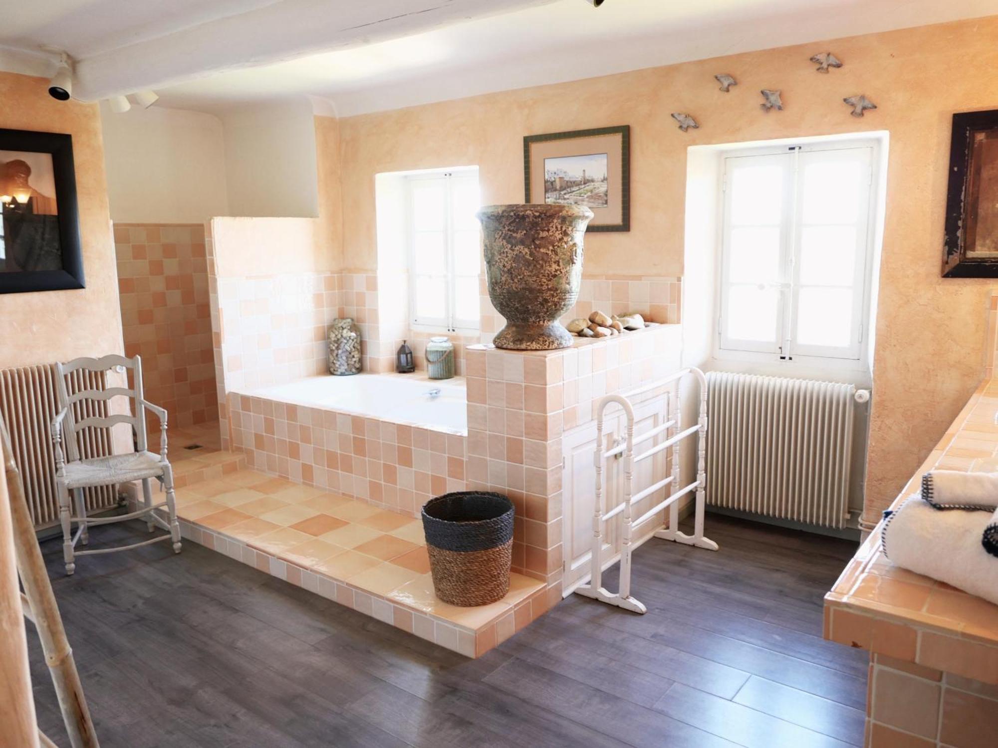 Typical Provencal Farm House Close To L'Isle Sur La Sorgue - 12 Persons Cavaillon Exterior foto